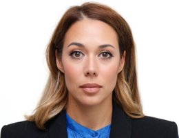 NADIA MIRDAD