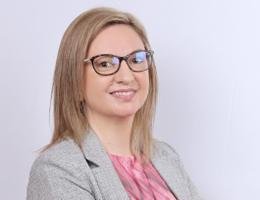 Agent Niamh Tompkins