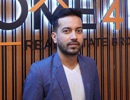 العميل Zohaib Hassan