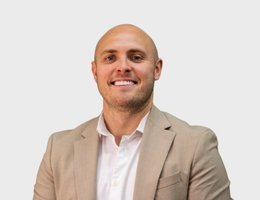 العميل Justin Rodgers