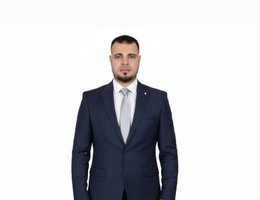 العميل Yaser Rageb