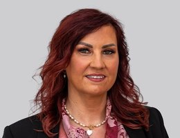 Agent Martina Gretton-Barancova