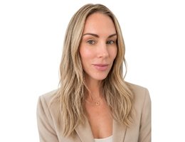 Agent Sasha Summers