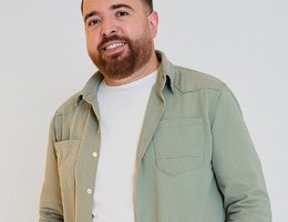 العميل Mahmoud Awad