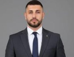 العميل Mohamad Amer