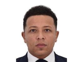 العميل Kyal Bacchus Brown