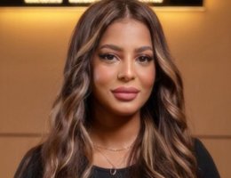 العميل Nacera  Abbad