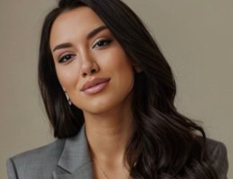 العميل Tara Topic