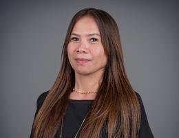 العميل Annie Cabag