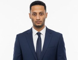 العميل Eslam hasaneen