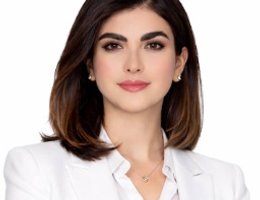 العميل Romina Javadianfard