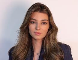 العميل Anja Trsic