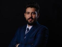 العميل Mayank Sethi