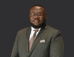 العميل Kweku Ephraim