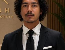 العميل Ahmed nadim