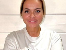 العميل Elena Ilina