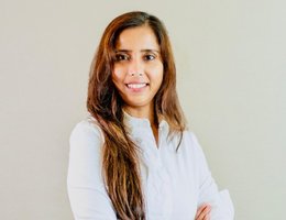 Agent Swati Sinha Nitesh Kant