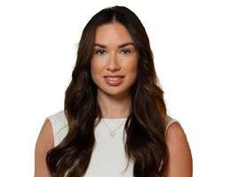 العميل Sophie Wall