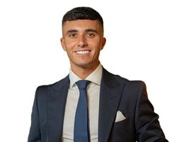 العميل Ciaran Branigan