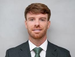 العميل Christopher Bates