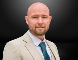 Agent Leigh Fundalski