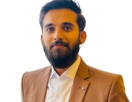 العميل Hamza Malik