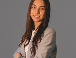 Agent Ilnara Muzafiarova