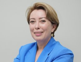 العميل Mila Fomina