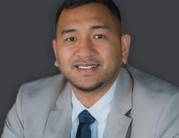 العميل Mike Carandang