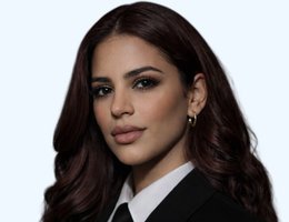 العميل Aline Chekian