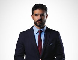 العميل Omar Essam