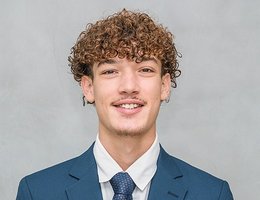 العميل  Oliver  Contri Frantz