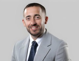 العميل Harrison Streeter