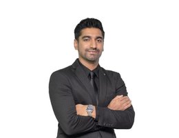 العميل Malik Shazaib Nawaz