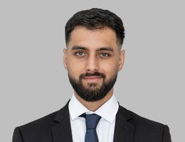 العميل Avais Ahmed