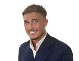 العميل Nathan Houghton