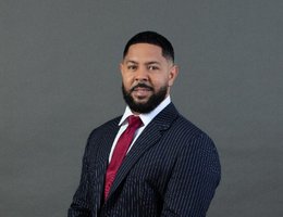 العميل Tyrone  Herbert