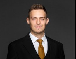 Agent Vladyslav Rybii