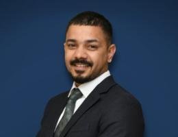 العميل Daniyal  Khan