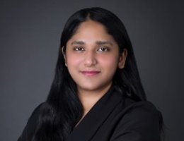 العميل Arshia Bajwa