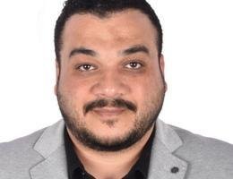 العميل Mina George