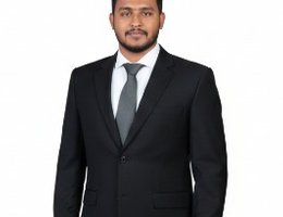 العميل Adeel Nadeem