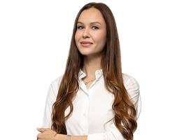 Agent Karina Aljafari