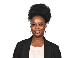 العميل Lilian Ngozi Okike