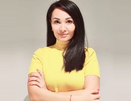 العميل Aziza Abushaeva