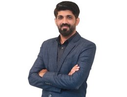العميل Hafiz Muhammad Noman