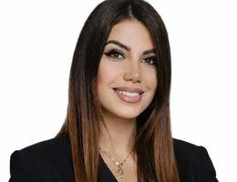 العميل karoline  Penenian
