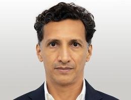 العميل Alejandro Zarate Colin