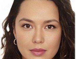 Agent Alina Karkhanina 