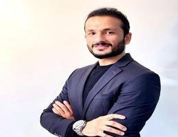 العميل Abbas Khan